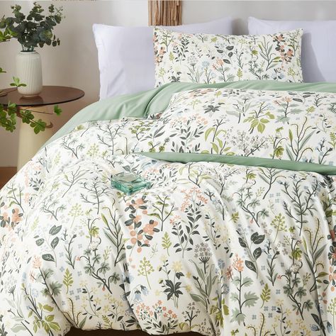 PRICES MAY VARY. 🌸Size Information - Full Size: 1 piece aesthetic green botanical floral duvet cover 79"x90", 2 pieces pillowcase 20"x30". NO duvet insert or comforter will be included in any of our duvet cover sets. The photos are for display only. 🌸Soft Microfiber - Our aesthetic green botanical floral printed pattern reversible sage green duvet cover is woven from the high quality microfiber material, ultra soft, comfortable, durable. We are sure this breathable, non-fading, wrinkle resista Sage Green Comforter, Green Comforter, Green Duvet, Green Duvet Covers, Floral Comforter, Bedroom Essentials, Floral Duvet Cover, Ties For Men, Green Bedding