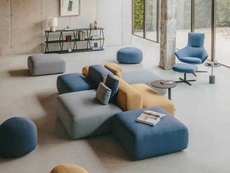 PLUS sofa - Lapalma Private Lounge, Minimalist Sofa, Lobby Interior, Versatile Furniture, Waiting Area, Outdoor Furniture Collections, Design Del Prodotto, Soft Seating, Armchair Design