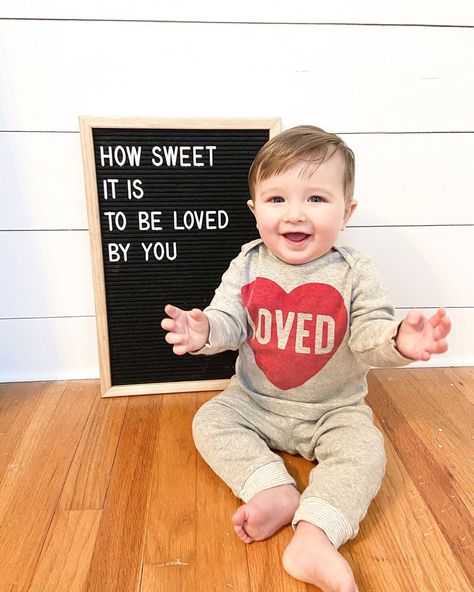 Pictures To Color Printable, Baby Boy Valentine Pictures, Valentines Baby Photoshoot, Holiday Baby Pictures, Valentines Baby Photos, Pictures To Color, Baby Milestones Pictures, Monthly Baby Pictures, Baby Milestone Photos