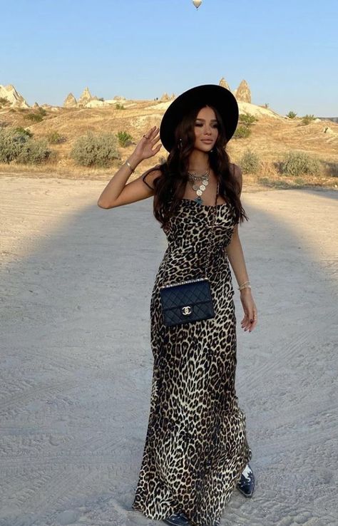 Cute leopard print maxi dress. Vacation Wedding, Leopard Print Maxi Dress, Cute Leopard, Gal Meets Glam, Eliza J, Printed Maxi, Printed Maxi Dress, Dresses For Women, Boho Outfits