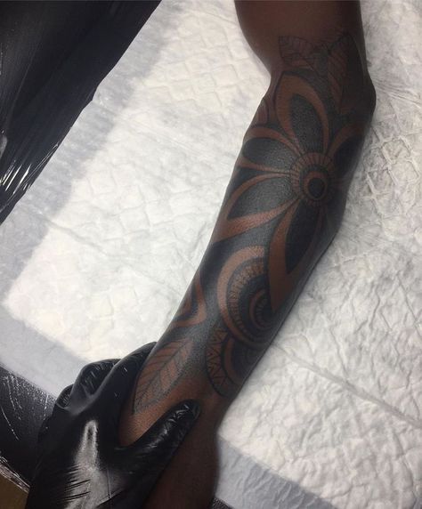 Dark Skin Tattoo, Stick Tattoo, African Tattoo, Black Girls With Tattoos, Ornamental Tattoo, Tattoos For Black Skin, Stylist Tattoos, Tattoo Kits, Home Tattoo