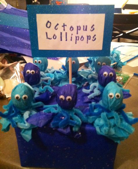 Under the sea - octopus lollipops Under The Sea Pirate Party, Under The Sea Favors Ideas, Sea Themed Party Favors, U Der The Sea Birthday Party, Under The Sea Birthday Party Favors, Octopus Lollipops, Under The Sea Games For Kids, Under The Sea Birthday Party Games, Sea Creature Birthday Party