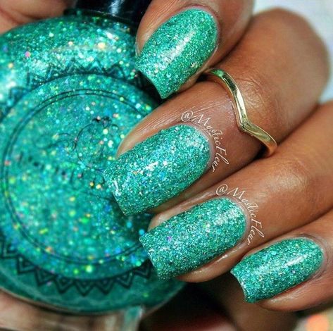 This is regular polish not gel.  This is the It’s A Drag glitter bomb collection she is formulated with 5 different sizes of glitter for lots of dimension and sparkle!!  We have two sets of glitter bombs one It’s A Drag the other is the Iconic Collection formulated with micro glitter for a more conservative sparkle! This is “Oh No You Better Don’t” she is a teal or aqua glitter bomb. Her little sister is Million Dollar Mermaid! These are no joke! After Christmas Nails, Spicy Nails, Glitter Quotes, Quick Nail Art, Glitter Polish, Quick Nail, Mermaid Glitter, Glitter Bomb, Foundation Shade