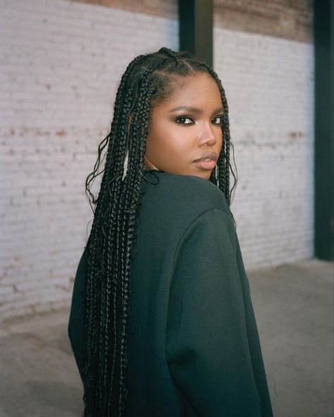 Ryan Destiny Braids, Ryan Destiny, Braids Styling, Twist Cornrows, Black Barbies, Braid Inspiration, African Tops, Favorite Wallpaper, Editorial Photoshoot