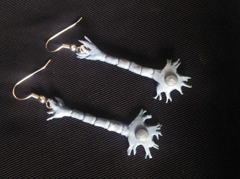 I am a nerd! I need these! Neuron Earrings by PeculiearsEarrings on Etsy, $14.75 - polymer clay science earrings! Polymer Clay Science, Science Earrings, Polymer Science, Nerdy Christmas, Jumping Clay, Nursing Life, Nerd Love, Clay Stuff, Clay Charms