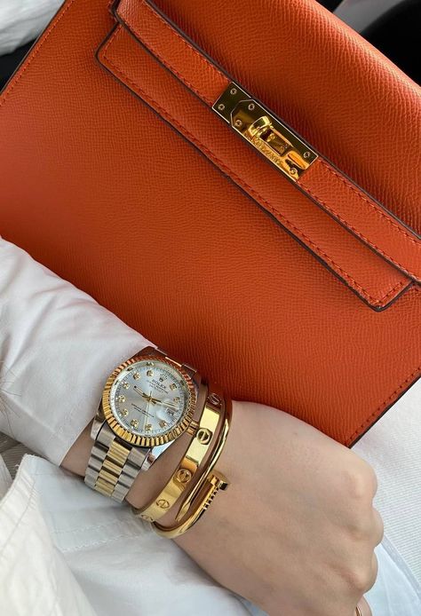 Trendy Watches Women, Elegant Watches Women, Rolex Watches Women, Trendy Watches, Gold Watches, Hermes Kelly Bag, Expensive Jewelry Luxury, Best Friend Jewelry, Luxe Jewelry