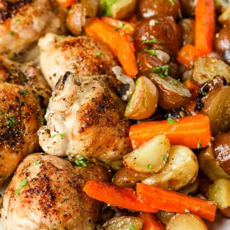 Easy Chicken and Potatoes (With Fresh Veggies!) - Spend With Pennies Chicken Potato Oven Recipes, Chicken Potatoes And Veggies In Oven, Red Potatoes And Chicken, Chicken Red Potatoes, Crockpot Chicken Thighs And Potatoes, Easy Chicken And Potatoes Recipes Baked, Chicken And Potatoes Recipes Easy, Chicken Breast With Potatoes Recipes, Chicken And Red Potatoes Recipes