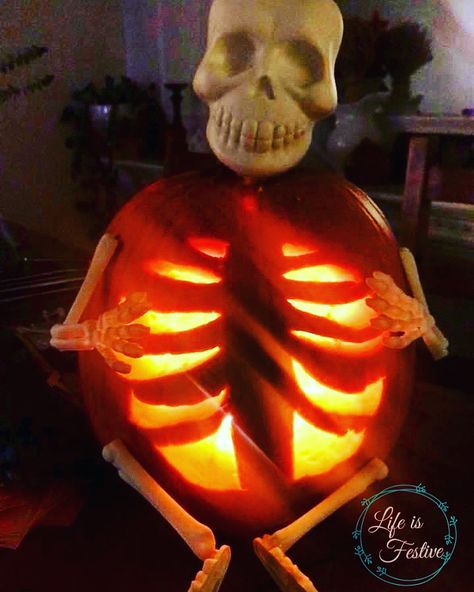 Skeleton Head Pumpkin Carving, Ribcage Pumpkin Carving, Skeleton Pumpkin Carving, Pumpkin Walk, 2024 Party, Skeleton Pumpkin, Skeleton Head, Skeletal System, Halloween Food For Party