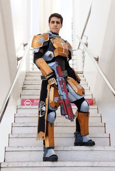 Destiny Costume, Iron Banner, Destiny Cosplay, Destiny Bungie, Comic Con Costumes, Destiny Game, Video Game Cosplay, Cosplay Armor, Cosplay Tutorial