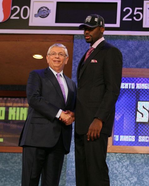 POV: it’s 2009 and you’re drafted No. 4 overall and win Rookie of the Year 👑 The post Sacramento Kings: POV: it’s 2009 and you’re drafted No. 4 overall and win Rookie of the Year… appeared first on Raw Chili. Memphis Tigers, Rookie Of The Year, Nba Draft, Sacramento Kings, True Blue, Sacramento, Chili, Nba, The Year