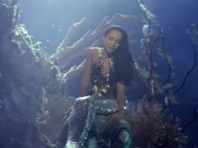 No Ordinary Love, Sade Adu, Teen Witch, Gemini Rising, Quiet Storm, Real Mermaids, Water Lilly, Mermaid Aesthetic, Photographie Portrait Inspiration