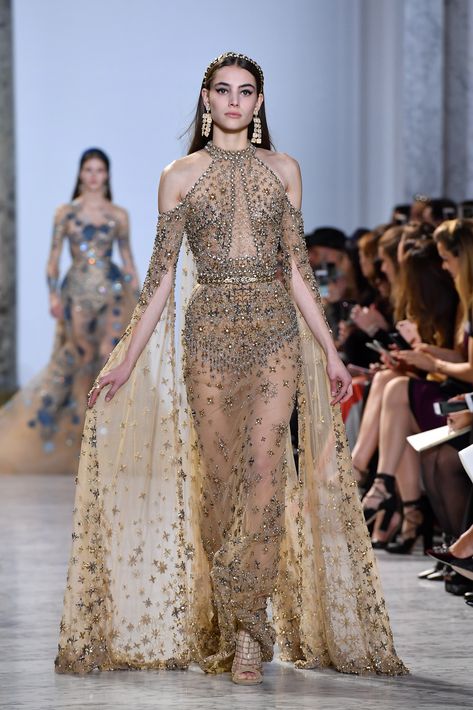 Elie Saab Haute Couture: S/S 2017 - Elie Saab Runway - 13 Gold Couture Gown, Elie Saab Dresses, Elie Saab Gowns, Elie Saab Haute Couture, Elie Saab Couture, Couture Gowns, Elie Saab, Couture Collection, Beautiful Gowns