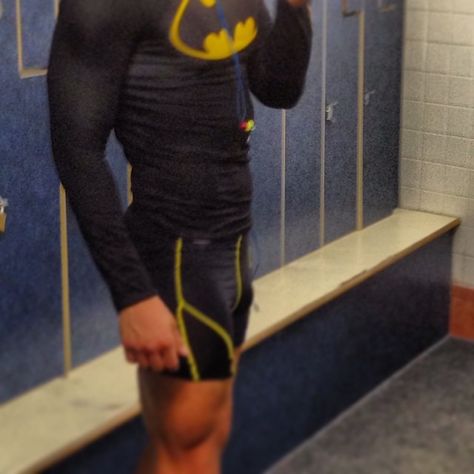 #UnderArmour #Alterego #Batman shirt Under Amour Compression shorts Batman Shirt, Compression Shorts, Men's Style, Under Armour, Batman, Style Inspiration, Gym, Running, Birthday