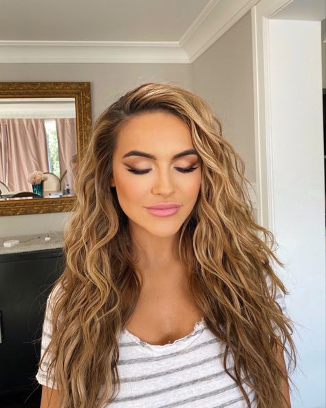 Chrishell Stause Hair 2023, Chriselle Stause Hair, Selling Sunset Chrishell Hair, Crishell Hair Color, Crishelle Strauss Hair, Crishell Hair, Chrishell Stause Hair Color, Chrishelle Stause Hair, Chrishell Stause Hair