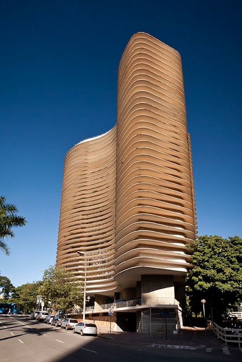 Niemeyer Building - Belo Horizonte, Brasil Archi Design, American Architecture, Oscar Niemeyer, Interesting Buildings, Concrete Structure, Iconic Buildings, High Rise Building, Facade Architecture, Brutalism