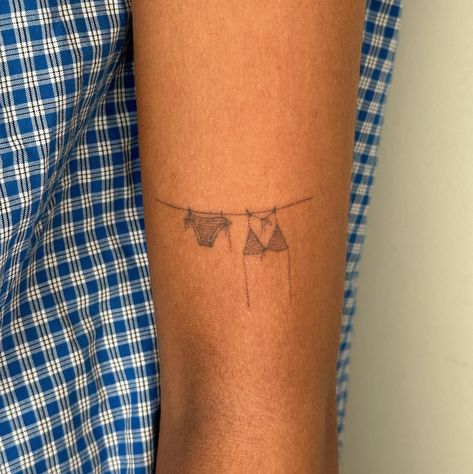 👙 from my most recent flash - - - #stickandpoke #stickandpoketattoo #handpoke #handpoketattoo #tattoo #smalltattoo #daintytattoo… | Instagram Handpoke Tattoo Ideas, Different Tattoo Styles, Fineline Tattoo Ideas, Fashion Tattoos, Funky Tattoos, Fineline Tattoo, Handpoke Tattoo, Petite Tattoos, Hand Poked Tattoo