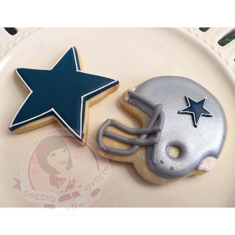 #dallascowboys #customcookies #GreeksNSweets #cookiecreations #cookieporn #decoratedcookies #edibleart #customsweets #decoratedsweets #cookier #lifeofacookier #edibleimage #decoratedsugarcookies #cookieart #cookieartist #cookiefavors #partyfavors #bestcookiesever #timeforcookies #phillybaker #cookiesofinstagram #sugarart #nflcookies #dallascowboyscookies #nfl #dallas Cowboys Cookies, Cranial Helmet, Sports Cookies, Cowboy Cookies, Best Cookies Ever, Cookie Favors, Cookies Decorated, Edible Images, Icing Cookies