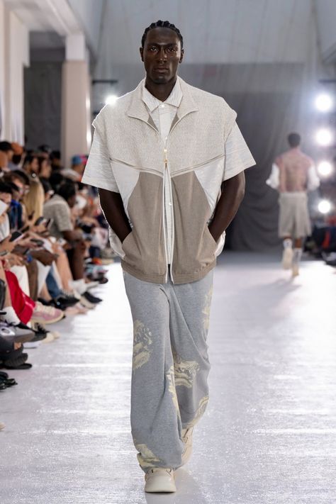 Namesake Men’s Spring 2024 Men Street Style 2024, Tailored Streetwear, Summer Runway, Fashion Runway, Trendy Outfit, Casual Design, Mens Spring, Spring 2024, Men's Collection