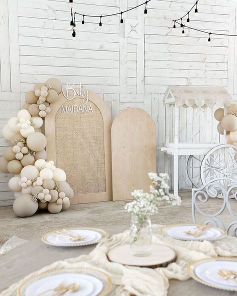 All neutral babyshower 🤍🤎🫶 Inquire today for a custom package tailored to your event needs! 🎈✨ Venue: @thebigwhitebarn18 Balloons/backdrop/cart: @thedreamthemeco Balloons Backdrop, White Baby Showers, Dream Venue, Gender Reveal Party Decorations, Balloon Backdrop, Gender Neutral Baby Shower, Reveal Parties, Gender Reveal Party, Custom Packaging