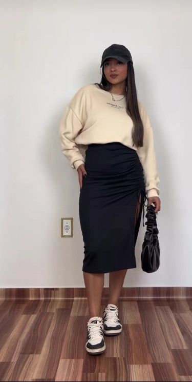 Black Pencil Skirt Outfit Casual Fall, Causal Friday Work Outfits Fall, Nuetral Pallete Outfits Casual, Modest Amusement Park Outfit, Pregnant Church Outfit, Cute Sunday Outfits Casual, Long Fitted Dress Outfit, Modest Midsize Fashion, Outfit For Church For Women