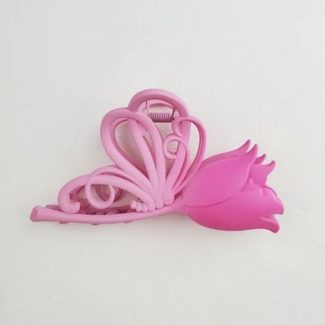 Claw Clips Hair Accessories Plastic Jaw Strong Hold Non Slip Trendy And Fashionable Brand New Color May Vary Due To Lighting Flower Claw Clip, Kawaii Hair Clips, Claw Clip Hair, Kawaii Hairstyles, Claw Clips, Clip Hair, Pink Mini, Pink Princess, Claw Clip