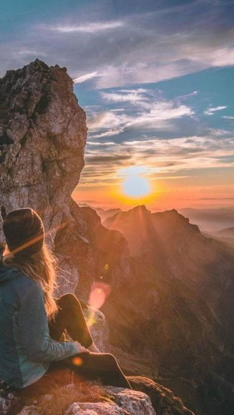 Mountain Hiking Aesthetic, Mountain Photo Ideas, Mountain Portraits, Emily Thomas, Switzerland Hiking, Mountain Photoshoot, On Top Of A Mountain, Top Of A Mountain, Vision Board Images