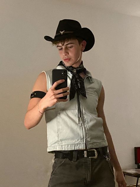 cowboy halloween party costume Halloween Cowboy Men, Mens Pride Outfit, Aesthetic Cowboy Outfit, Cowboy Festival Outfit Men, Cowboy Asethic Outfits, Halloween Party Outfits Men, Gay Men Halloween Costumes, Cowboy Inspired Outfit Men, Gay Cowboy Outfit