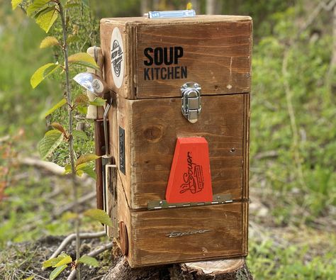 Camping Storage Ideas, Chuck Box Plans, Camp Kitchen Chuck Box, Portable Camp Kitchen, Camping Chuck Box, Chuck Box, Kitchen Box, Camping Box, Box Project