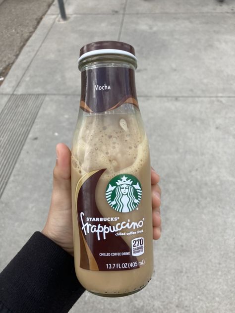 Aesthetic Glass Bottle, Frappuccino Aesthetic, Starbucks Vanilla Frappuccino, Vanilla Frappuccino, Starbucks Mocha, Aesthetic Glass, Iced Drinks Recipes, Mocha Frappuccino, Easy Coffee Recipes