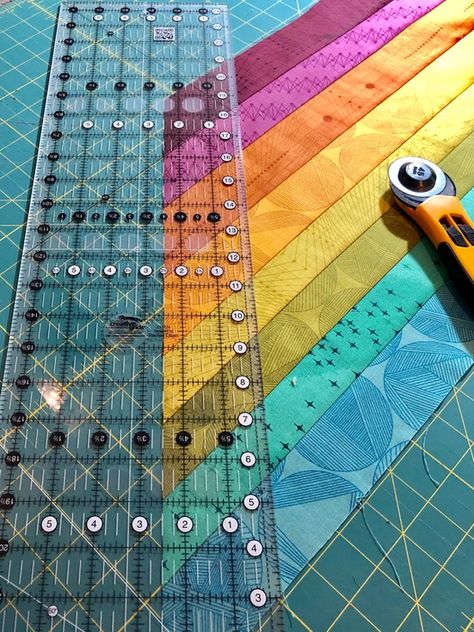 No Scrap Left Behind…Binding Tube Strip Piecing, Beading On Quilts, Decorative Quilt Binding, Binding Corners On A Quilt, Pieced Quilt Binding, Scrap Binding For Quilts, Scrappy Binding On Quilts, 2.5 Strip Quilt Patterns Free, Modern Scrappy Quilt Patterns