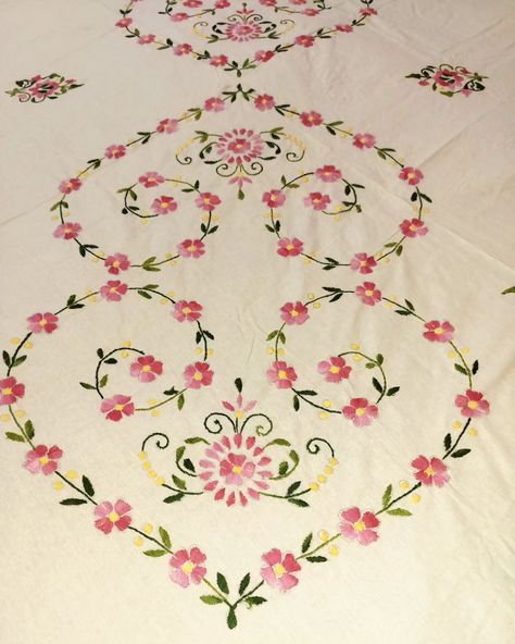 hand embroidery bedsheet Queen size bedsheet Cotton fabric bedsheet Double bedsheet with two pillow cover 90*105 inch 1400/- free shipping all over india No cash on delivery Off White color 7710863253 #reels #handembroiderybedsheet #handembroidery #handembroidered #handmadecrafts #handloom #gift #giftideas #bedsheetgift #like #fyp #likesforlike #follow #kathawork Hand Embroidery Bedsheet, Embroidery Bedsheet, Embroidered Sheets, Sheet Design, Hand Embroidery Projects, Sewing Embroidery, Sewing Embroidery Designs, Hand Embroidery Designs, Off White Color