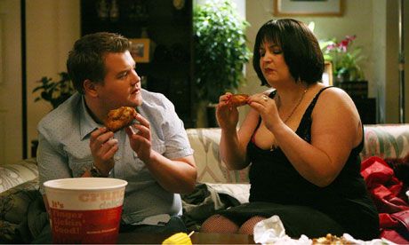 gavin and stacey - Google Search Iconic Tv Characters, Car Share, Ruth Jones, Morgana Le Fay, British Tv Comedies, Gavin And Stacey, James Corden, Baby Cow, British Comedy