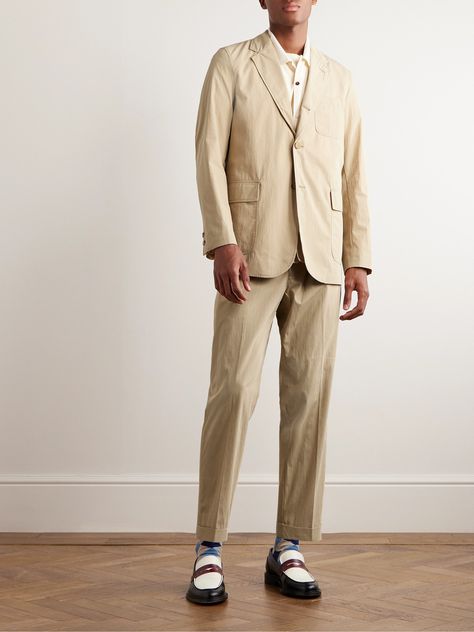 Beams Plus' '3B' jacket is based on a classic American sports coat from the '60s. It's made from the brand's 'Comfort Cloth' cotton-blend and has a softly structured shape with notch lapels and relaxed flap pockets. Wear yours with the coordinating cropped trousers. Blazer For Men, Beams Plus, American Sports, Blazers For Men, Classic American, Cropped Trousers, Mr Porter, Sport Coat, Boy Fashion