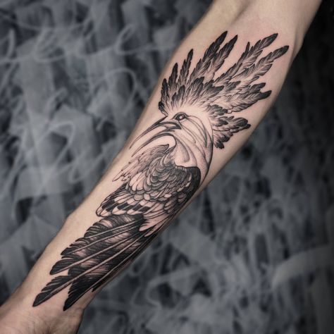 Hoopoe Tattoo, Feather Tat, Berlin Tattoo, R Tattoo, Professional Tattoo, Tattoos Ideas, Grimm, Body Art, Berlin