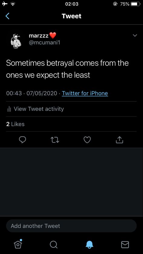 Betrayal Quotes Twitter, Fake Friends Tweets Betrayal, Friends Weird Quotes, Betrayal Tweets, Quotes About Betrayal From A Friend, Best Friend Betrayal Quotes, Betrayed Aesthetic, Weird Friends Quotes, Friend Betrayal Quotes