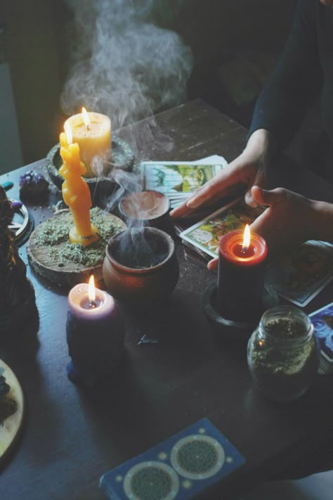 Crystals and Tarot // Crystal Fairy Vibes Spell Caster, White Magic, Season Of The Witch, Witch Aesthetic, Spells Witchcraft, Practical Magic, Witchy Woman, Witchy Vibes, Lost Love