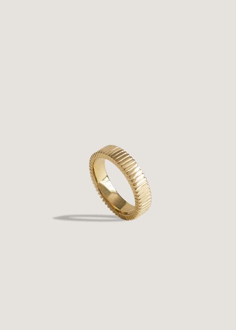 Mens gold wedding band