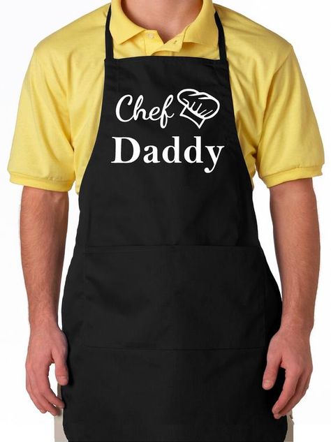 This Chef daddy apron is the perfect apron for men! Let daddy know he is the chef of the kitchen. This makes a great Christmas or birthday gift for dad or husband. Its perfect for the guy who loves to cook. APRON DETAILS: FABRIC: 65/35 polyester-cotton twill blend FEATURES: Two 7 wide Daddy Apron, Grilling Apron, Funny Apron, Apron For Men, Cooking Aprons, Chef Logo, He He, Teacher Craft, Birthday Gift For Dad