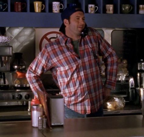 Luke Danes Aesthetic, Agent Strahm, Gilmore Girls Characters, Babette Ate Oatmeal, Gilmore Girls Luke, Scott Patterson, Amy Sherman Palladino, Luke Danes, Gilmore Girls Seasons