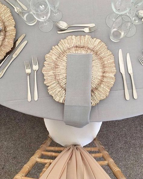 Grey And Gold Wedding, Gray And Gold Wedding, Gray And Gold Table Setting, Grey And Gold Table Setting, Silver Wedding Place Settings, Light Grey Wedding Table Setting, Gold And Silver Place Setting, Wedding Plate Setting Silver, Rose Gold Plate Setting Wedding