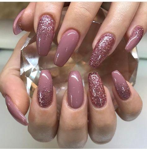 Trendy Nail Polish, Mauve Nails, Nails With Glitter, Nails 2018, Nagellack Trends, Valentine Nails, Nagel Inspo, Cat Kuku, Acrylic Nail Art