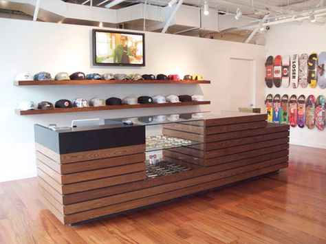 shop Skate Shop Design, Cash Desk, Ideas Negocios, Shop Counter Design, Cash Wrap, Retail Counter, Store Counter, Fishing Store, Shop Counter