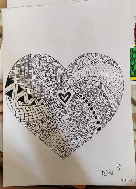 Zentangle Hearts Patterns, Zentangle Art Beginners, Tangle Drawing, Buildings Sketch, Easy Zentangle Patterns, Doodling Art, Easy Zentangle, Sketch Architecture, Heart Mandala