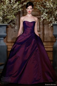 romona keveza fall 2013 ready to wear amethyst silk shantung taffeta gown Romona Keveza, Mode Glamour, Wedding Inspirasi, Opera Gloves, Fashion Gowns, Lavender Dresses, Red Gowns, Gorgeous Gowns, Beautiful Gowns