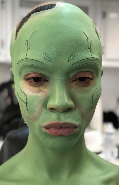 Gamora Costume Diy, Groot Costume Women, Gamora Face Paint, Guardians Of The Galaxy Cosplay, Gamora Cosplay, Gamora Makeup Tutorial, Gamora Makeup, Gardians Of The Galaxy Gamora, Gamora Costume