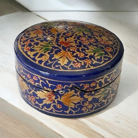 The India Craft House Kashmiri Art Paper Mache & Wood Round Trinket Box Vintage Kashmiri Art, India Crafts, Paper Mache Boxes, Craft House, Wood Rounds, Central Asia, Antique Items, Paper Mache, Recycled Paper