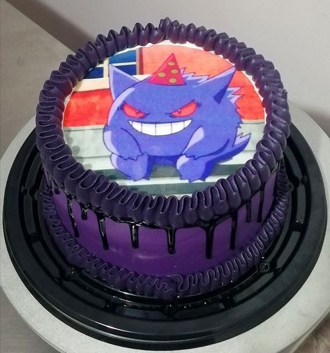 Gengar Cake Ideas, Gengar Birthday Cake, Gengar Birthday Party, Gengar Cake, Pastel Pokemon, Pokemon Themed Party, Pokemon Birthday Cake, Gengar Pokemon, Cookie Cake Pie