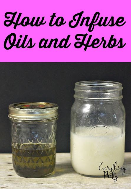 How to Infuse Oils With Herbs for DIY Recipes - Everything Pretty Lotion Recipe, Natural Beauty Care, Scrub Recipe, Herbs For Health, Herbal Infusion, Diy Beauty Recipes, Infused Oils, Herbal Oil, Diy Recipes