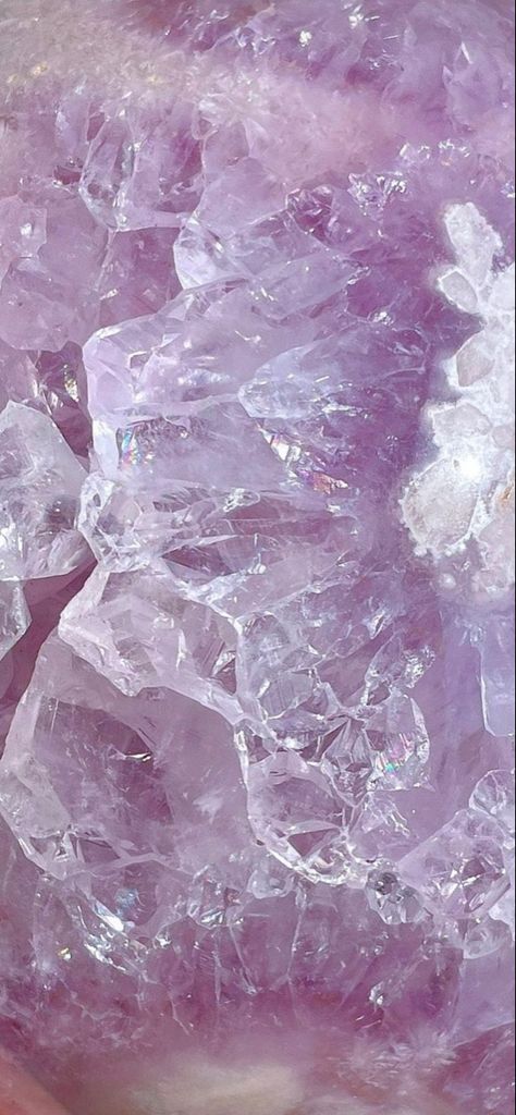 Amethyst Wallpaper, Moodboard Images, Ipad Widgets, Lavender Aesthetic, Cellphone Wallpaper Backgrounds, Wall Papers, Cute Friend Photos, Beautiful Wallpaper, Pink Amethyst