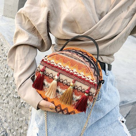 Boho Handbags, Rattan Bag, Boho Bags, Straw Bags, Round Bag, Tassel Bag, Hand Chain, Unique Bags, Casual Tote